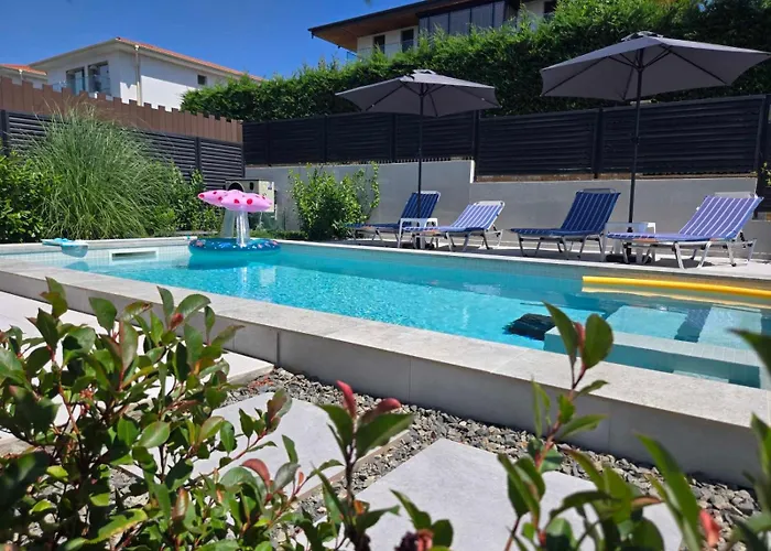 Calypso, Private Pool With Heating And Salt Water *