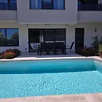 Calypso, Private Pool With Heating And Salt Water Vila Lozenec
