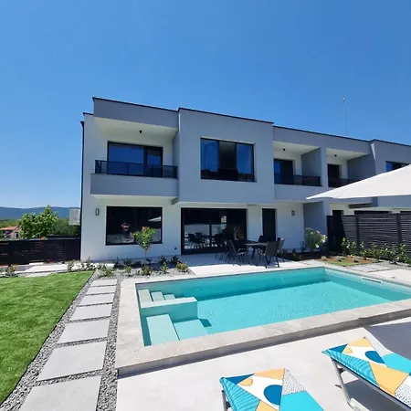 Calypso Villa