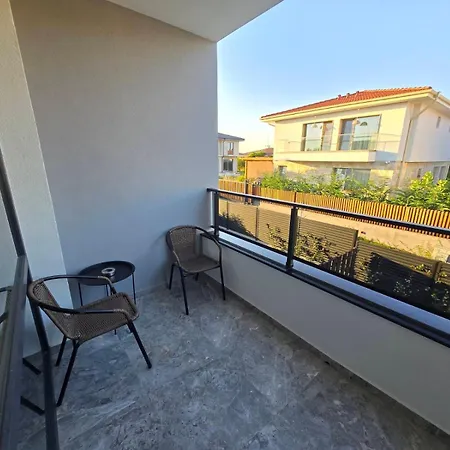 Villa Calypso, Private Pool With Heating And Salt Water Lozenets