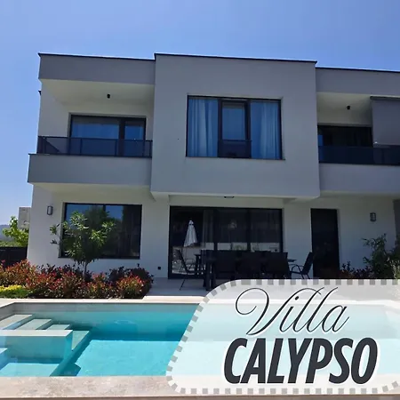 Calypso, Private Pool With Heating And Salt Water Villa