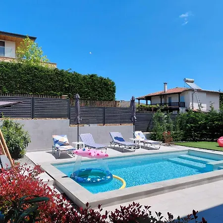 Vilă Calypso, Private Pool With Heating And Salt Water *